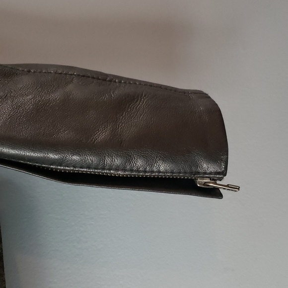 Leather Jacket - Picture 3 of 7